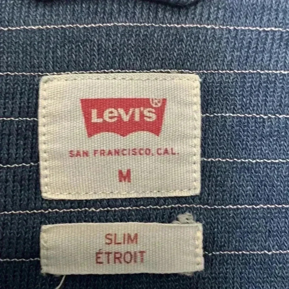 Levi’s NWOT Mens Slim  Fit Button Down Blue w White Stripes Casual Shirt - Picture 7 of 9